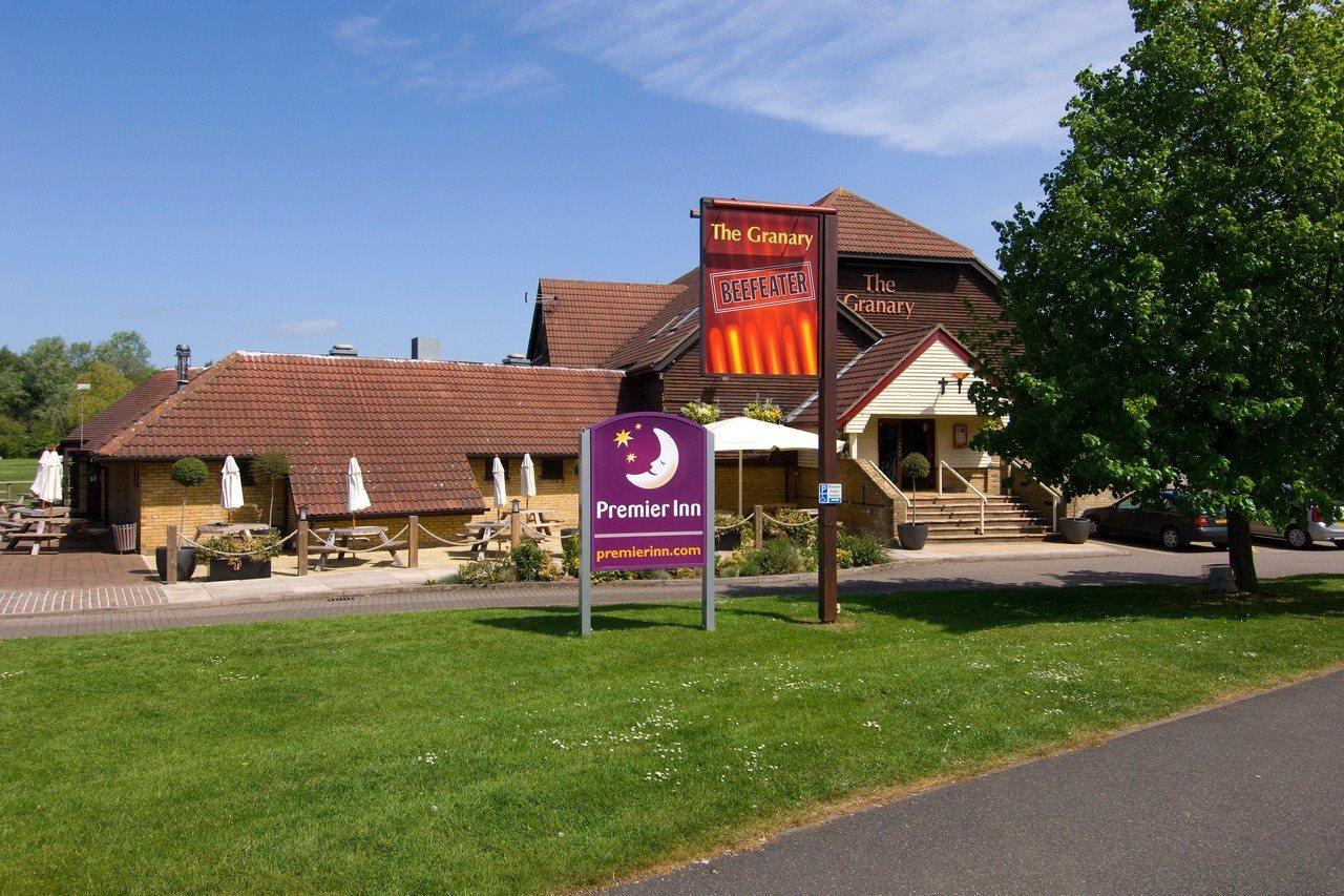 Premier Inn Peterborough - Ferry Meadows Exterior photo