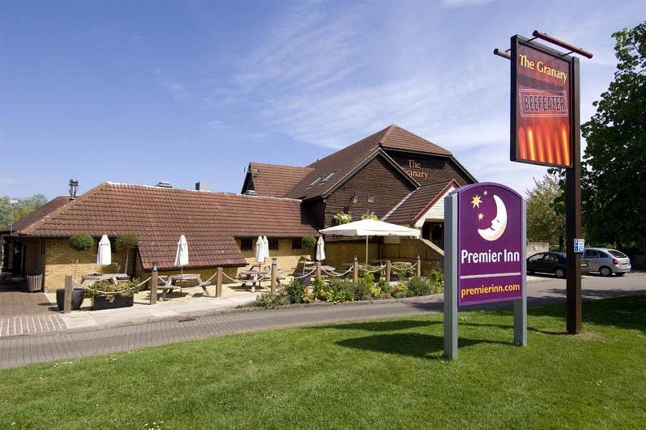 Premier Inn Peterborough - Ferry Meadows Exterior photo
